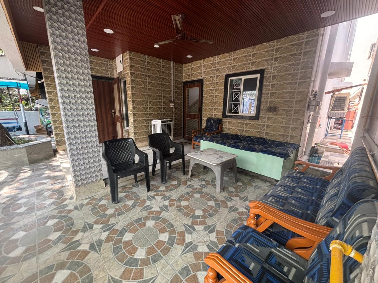 Fully Furnished 3 BHK Rental Duplex in Patel Nagar